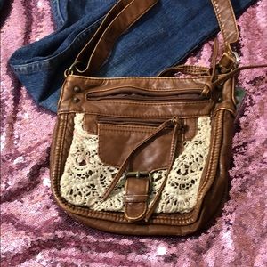 Tan w/ lace cross body bag